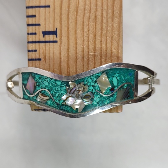 Vintage Alpaca Silver Turquoise/Abalone Inlay Hinged Bracelet - Picture 8 of 9